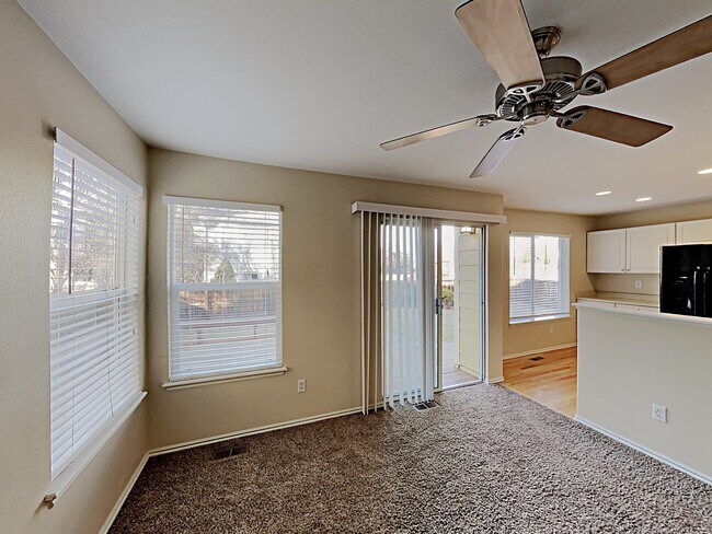 Building Photo - 9609 Sydney Lane