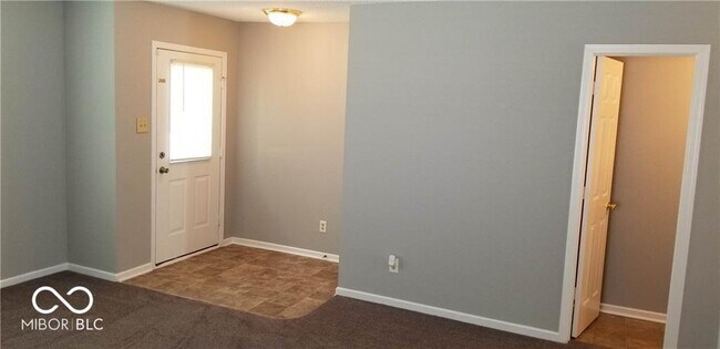 Building Photo - 14425 Black Farm Dr