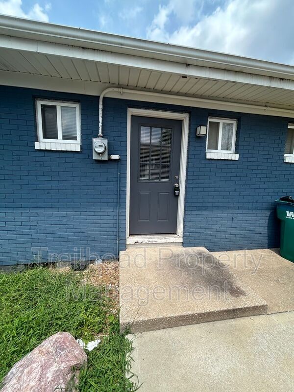 Foto del edificio - 4206 Lloyd St