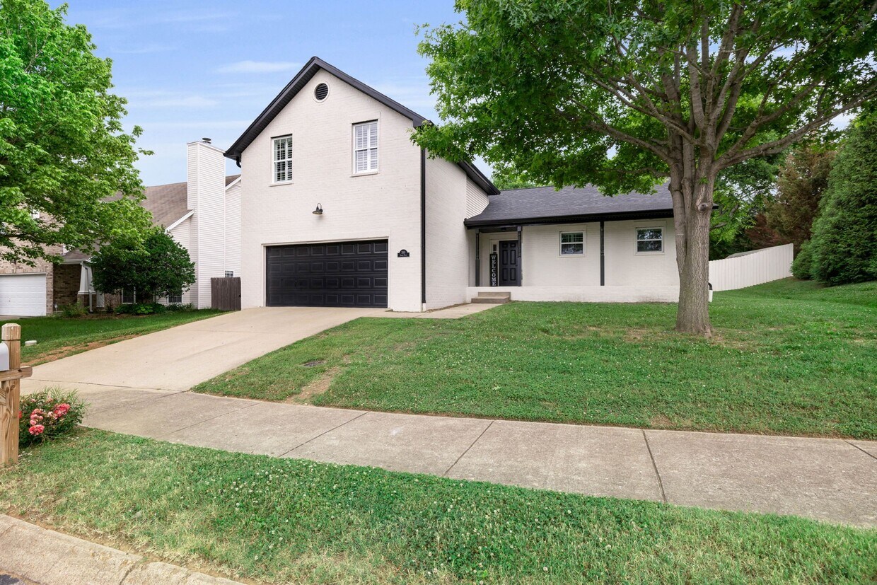 Primary Photo - 300 Cherry Dr