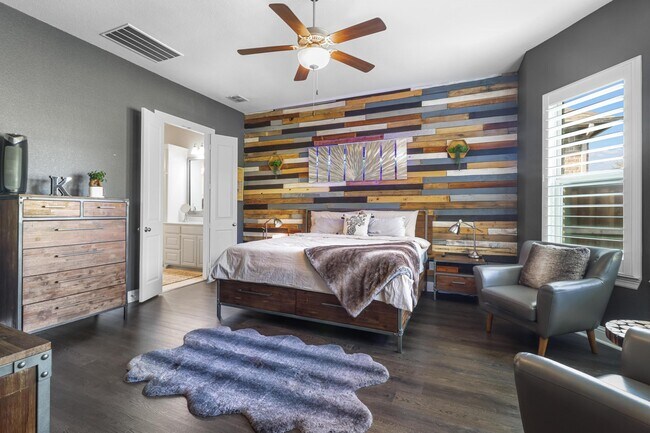 Foto del edificio - 1104 Steele Ln