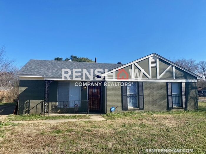 Classic 4/1 Home In Memphis Now Available! House for Rent in Memphis