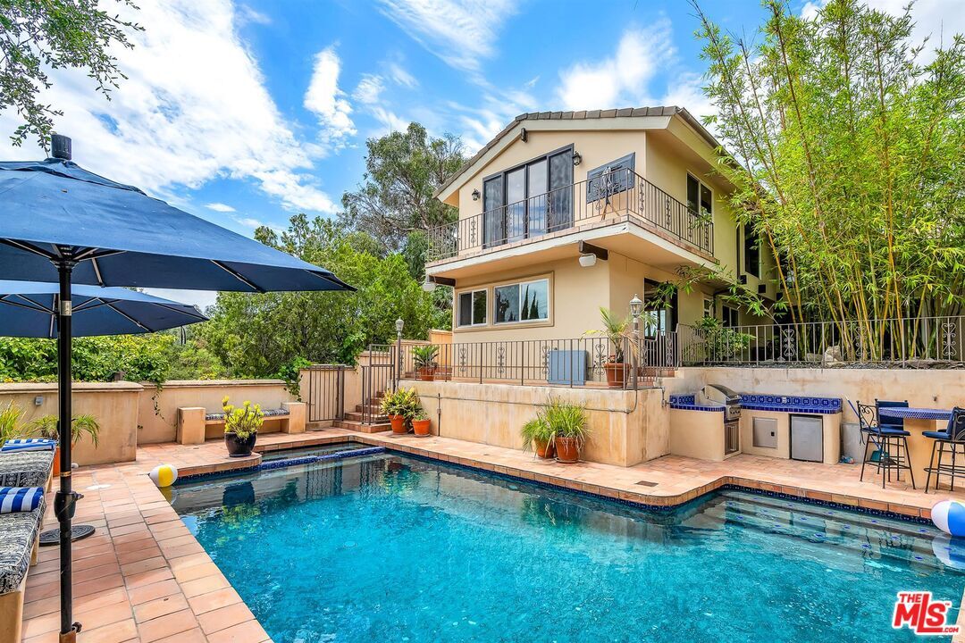 Foto principal - 4557 Saltillo St