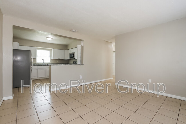 Foto del edificio - 1680 32nd St NW
