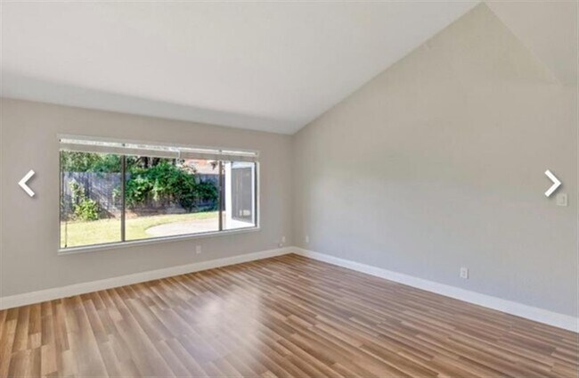 Building Photo - Haskell Rental