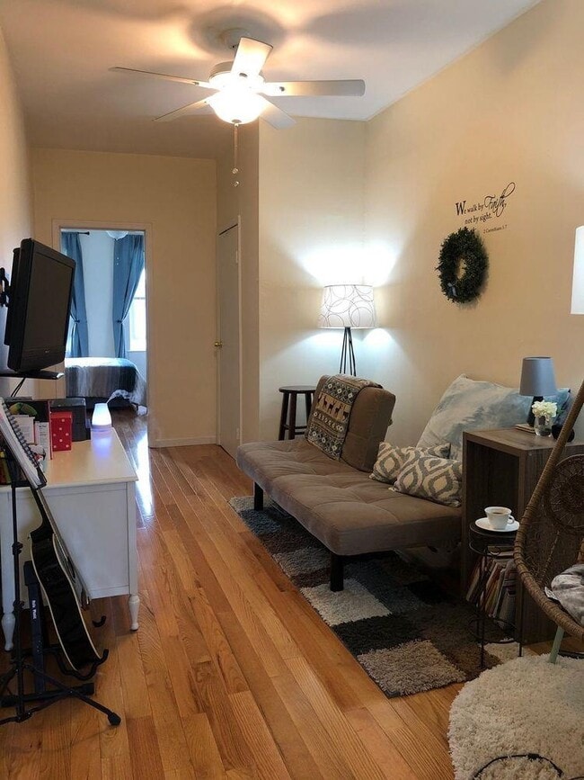 Building Photo - 411 Adams St