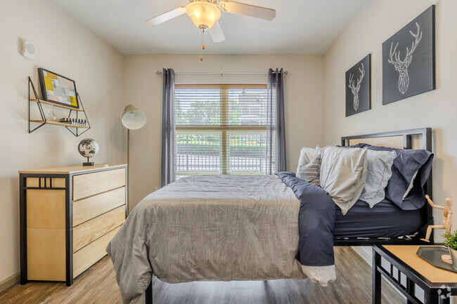 2BR, 2BA - 973SF - Bedroom 2 - Prism 23