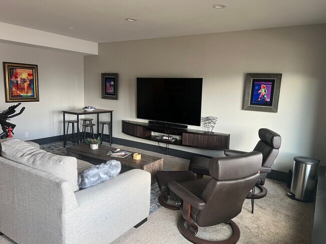 Foto del edificio - 5144 N Lauralwood St