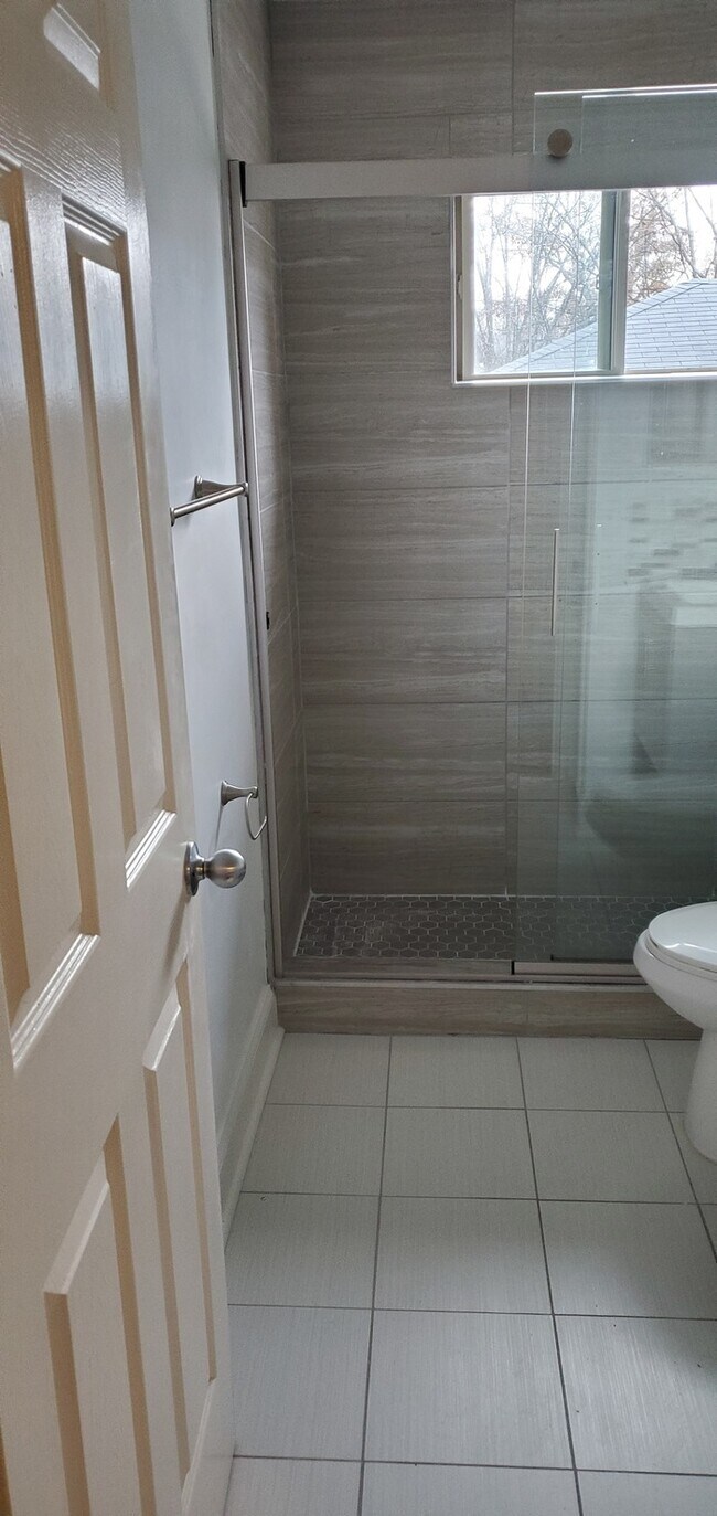 Foto del edificio - Two Bedroom Apartment Close To GA Tech