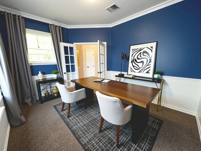 Building Photo - 6908 Osbaldo Dr