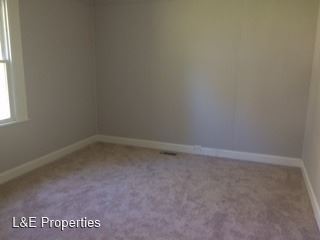 Building Photo - 3 br, 2 bath House - 208 Tuckaseegee Road