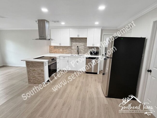 Foto del edificio - 5260 Landry Ln