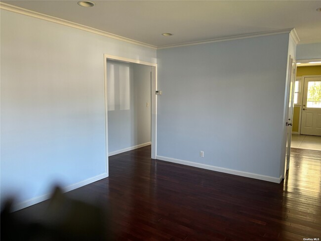 Building Photo - 10 Buckner Ave
