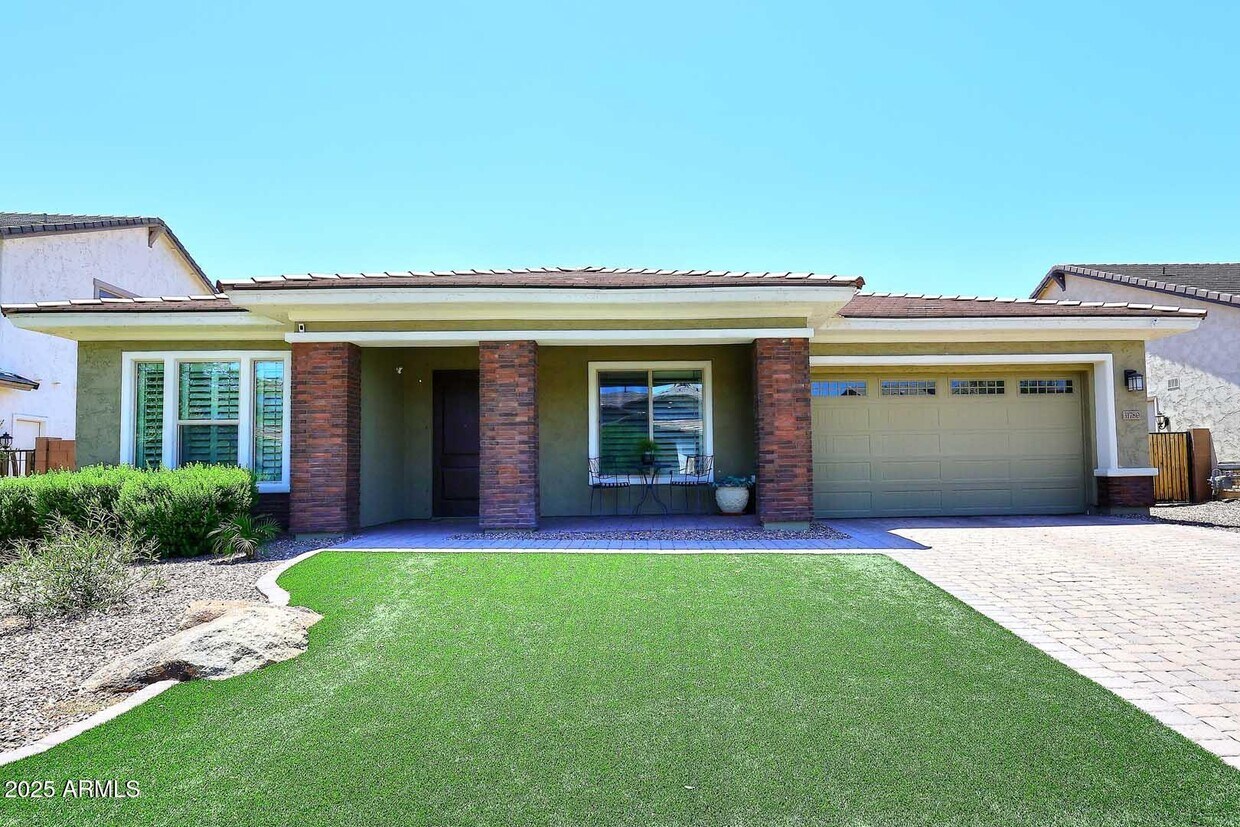 Foto principal - 31780 N 126th Ave