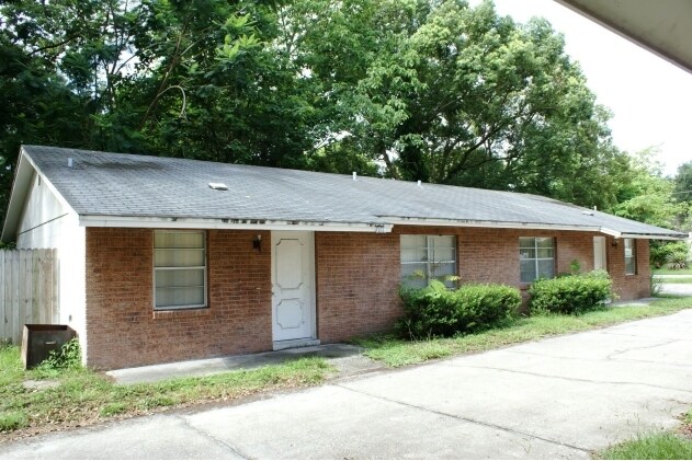 Building Photo - 2407 Newberry St