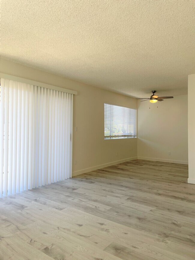 Foto del edificio - 1255 W 7th St