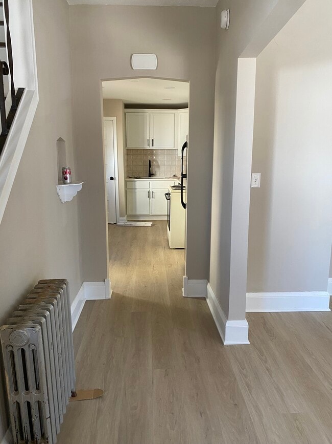 Building Photo - 1975 Coltman Rd