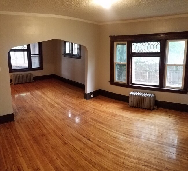 Building Photo - 2215 4th Avenue N