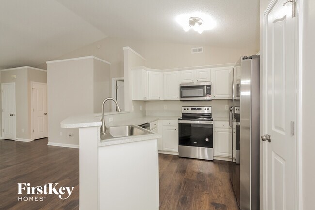 Building Photo - 6265 Goldenfield Dr
