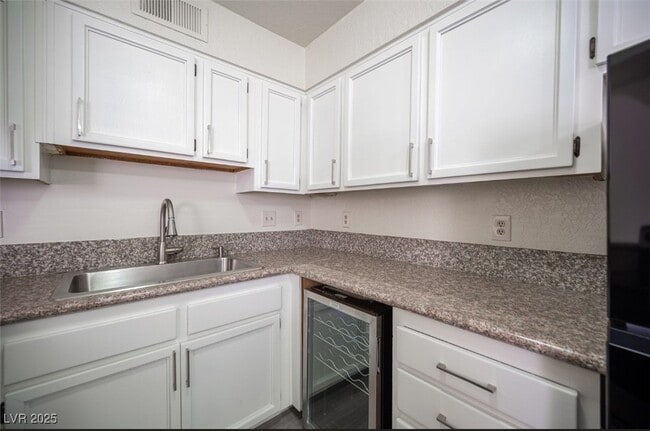 Building Photo - 5336 Mancos Ct