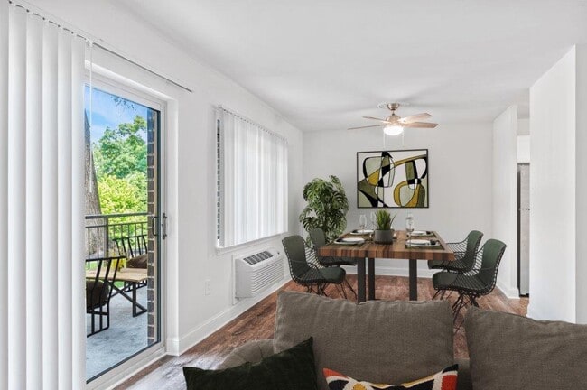 Building Photo - Timberlake Apartment Homes