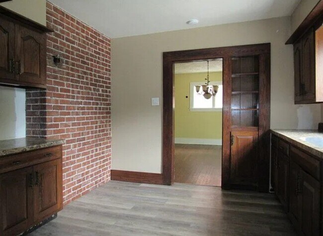 Building Photo - 409 Keystone Dr