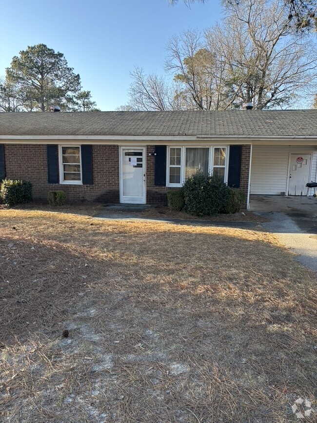 Building Photo - 303 Brentwood Dr