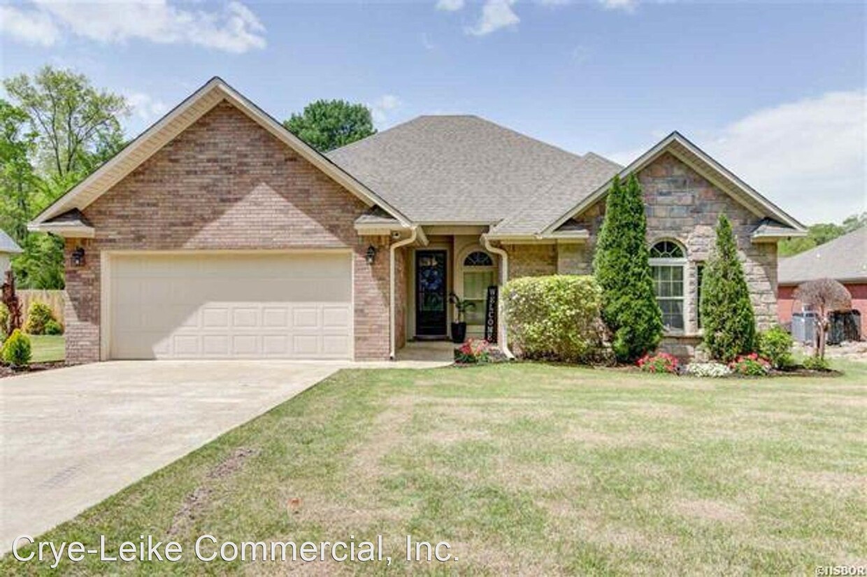 Primary Photo - 3 br, 2 bath House - 104 Hunterscove Lane