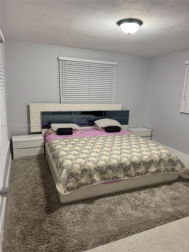 Building Photo - 1610 Hayes St