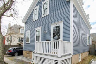Building Photo - 36 2nd St