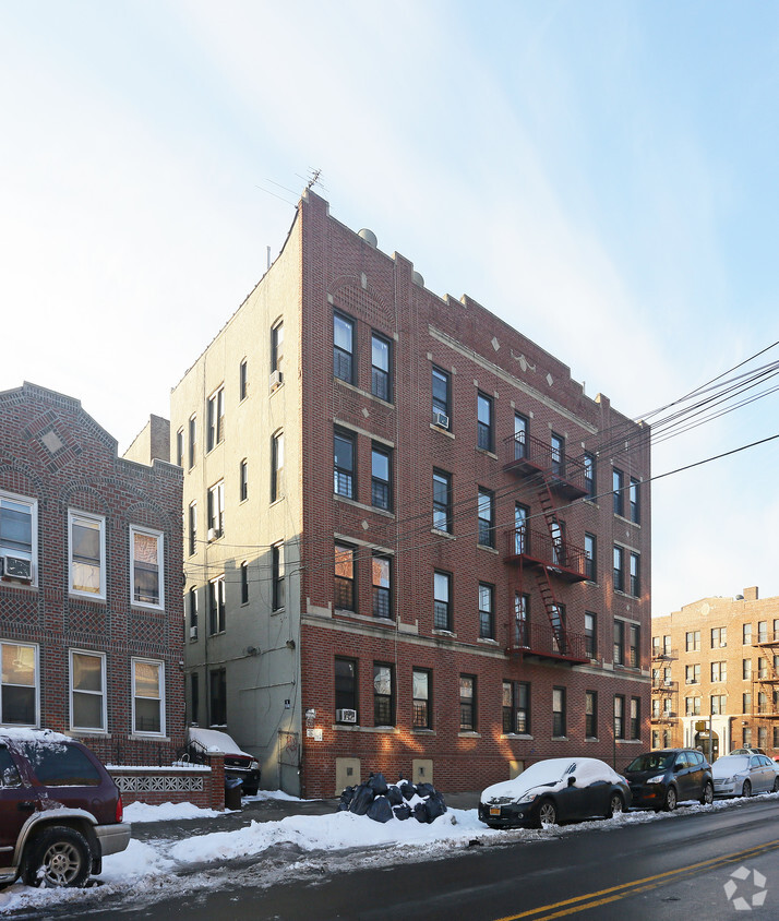 Building Photo - Harding Apartments