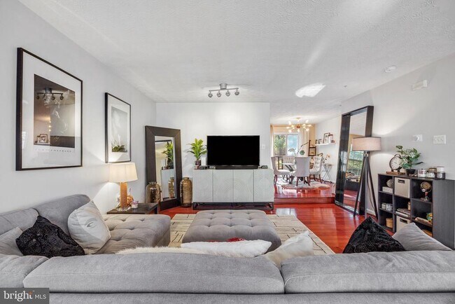 Foto del edificio - 5501 E Boniwood Turn