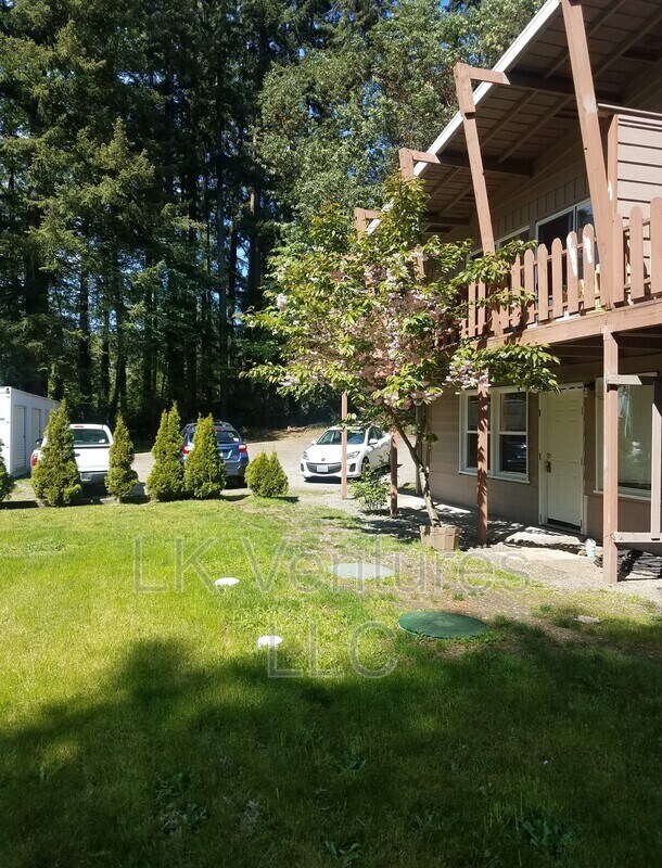 7155 Tracyton Blvd NW Unit D, Bremerton, WA 98311 Condo for Rent in Bremerton, WA