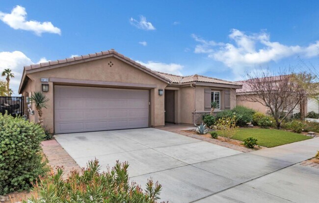 Building Photo - 84131 Azzura Way
