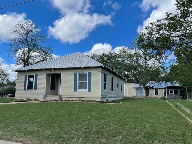 Foto del edificio - 422 S Orange St