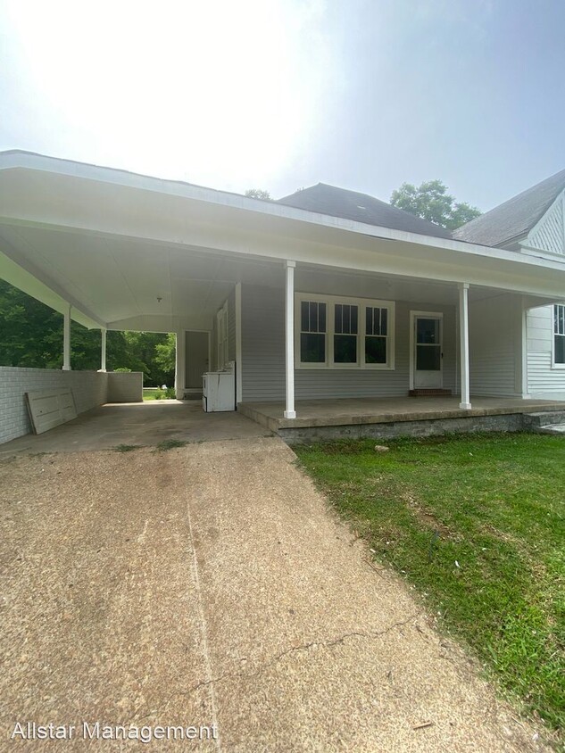 Primary Photo - 2 br, 1 bath House - 513 North Street