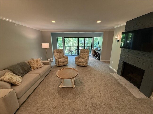 Building Photo - 27409 Plantation Dr NE