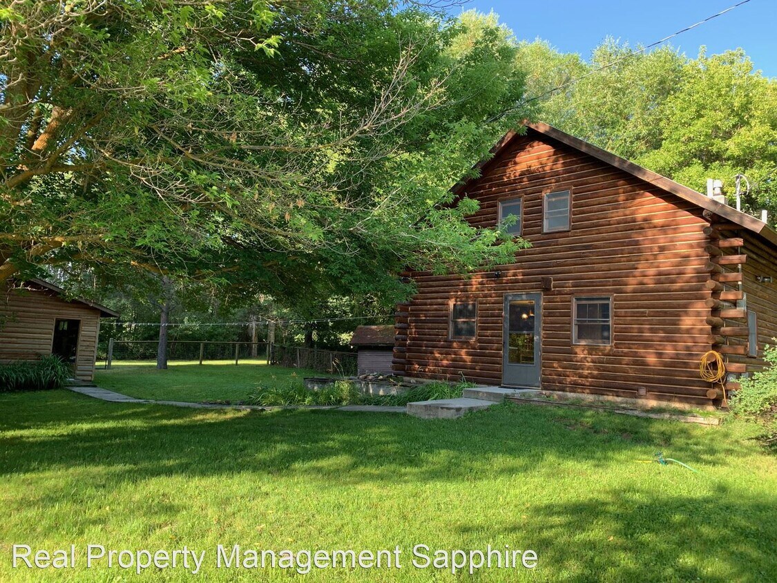 3 br, 1.5 bath House 604 Sweeney Creek Loop House Rental in