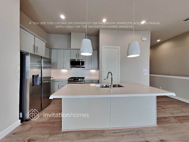 Foto del edificio - 6331 Paddington Bnd Dr