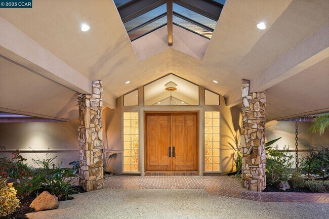 Foto del edificio - 21 Deer Oaks Ct