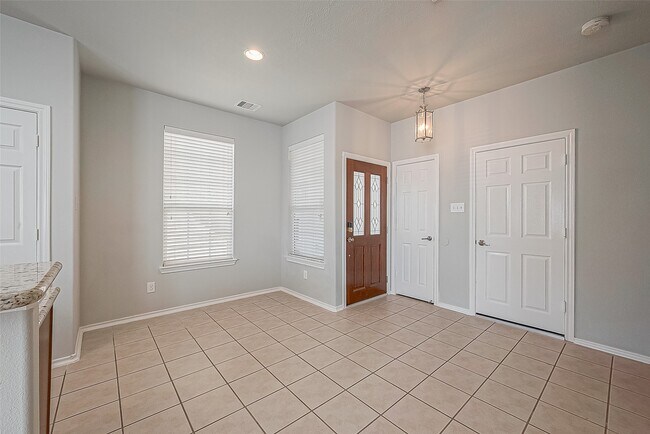 Foto del edificio - 2748 Maybrook Hollow Ln