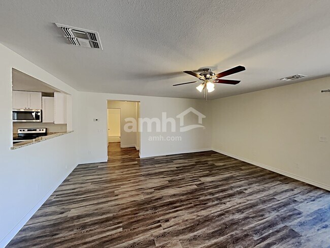 Foto del edificio - 11264 E Quartet Ave