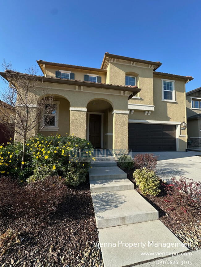 Foto del edificio - SOLAR home in Natomas ready to rent!