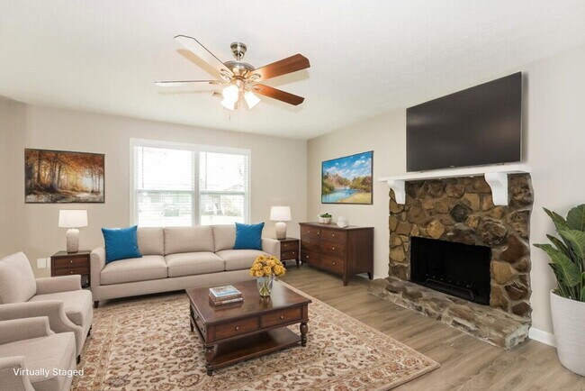 Building Photo - 1316 Candlelite Ln