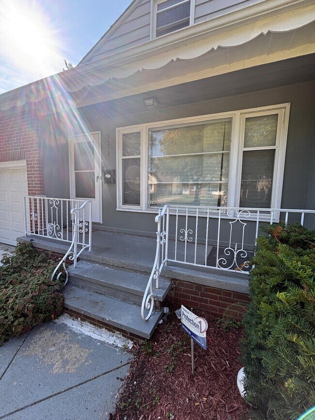 Building Photo - 4212 Okalona Rd