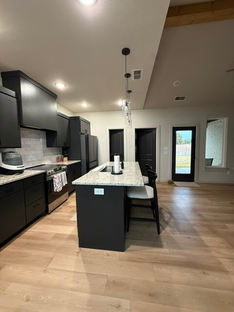 Foto del edificio - 1203 Quincy Ave