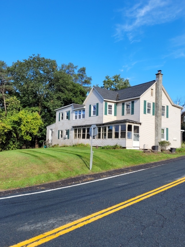 Building Photo - 5 Geiser Rd