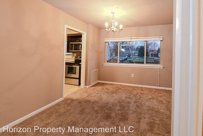Building Photo - 6103-6107 Bellona Ave