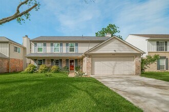 Building Photo - 3426 Hidden Creek Dr