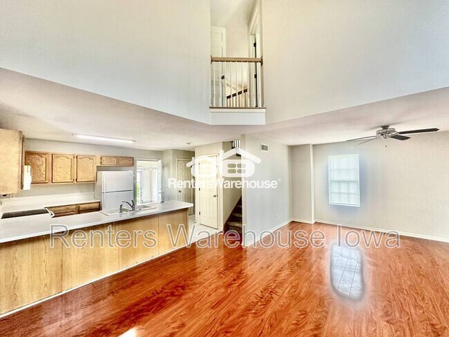 Building Photo - 1400 S 52ND ST